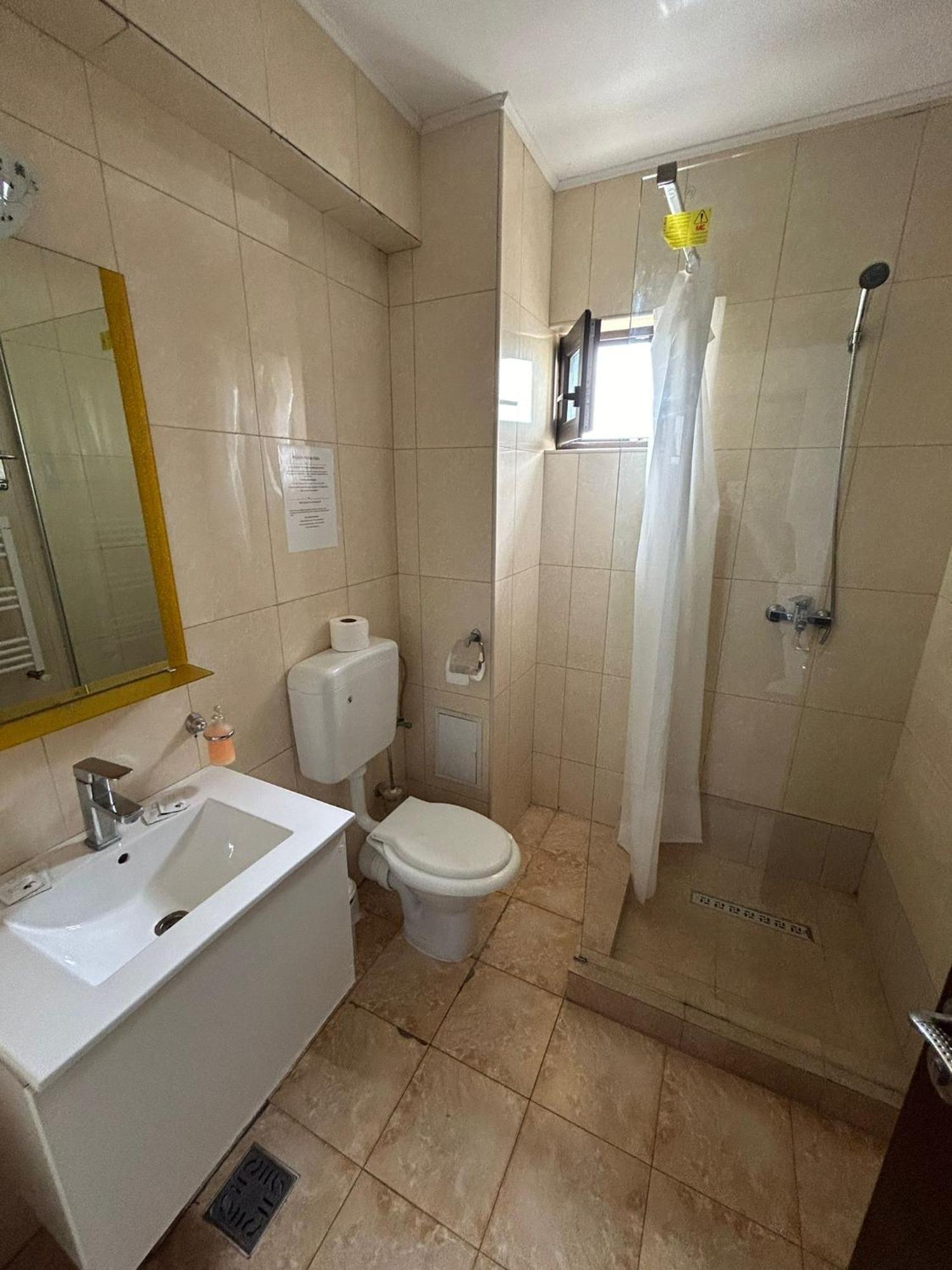 Orient Mamaia Nord Hotell Năvodari Exteriör bild